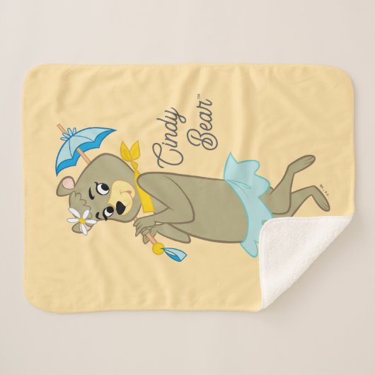 Cindy Beer Holding Parasol Sherpa Deken (Voorkant (horizontaal))