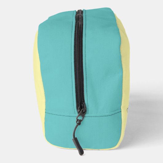 Cindy Beer speelse pose Toilettasje (Rechts)