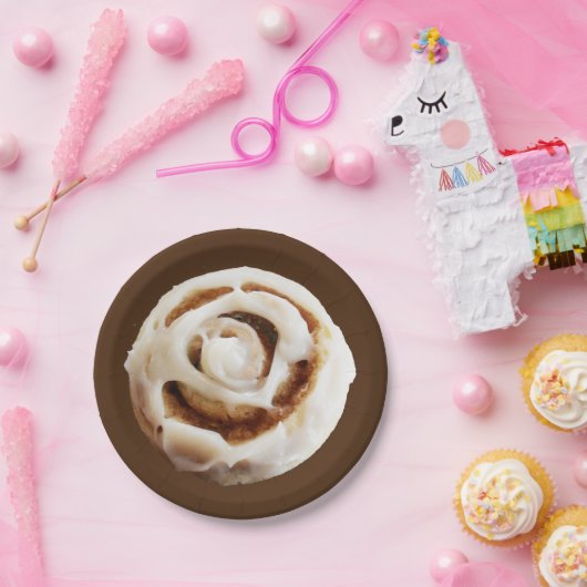 Cinnamon Bun met Icing Papieren Bordje (Feest)