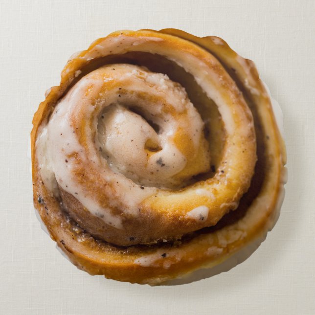 Cinnamon Roll Rond Kussen (Voorkant)