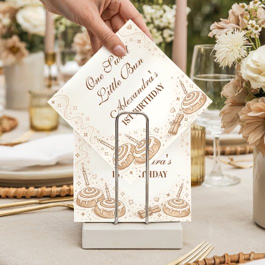 Cinnamon Swirl Little Bun Birthday Servet