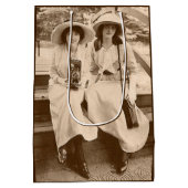 circa 1910 cameradames medium cadeauzakje (Achterkant)