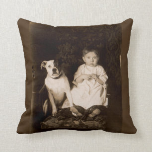 circa 1910 pitbull en baby RPPC Kussen