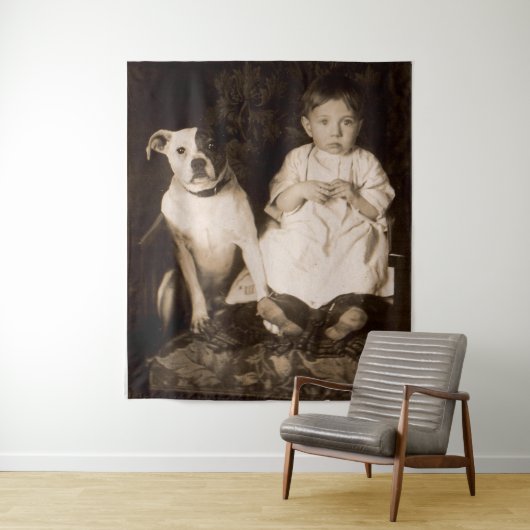 circa 1910 pitbull en baby RPPC Wandkleed (In situ)