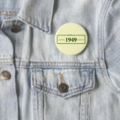 circa 1949 ronde button 5,7 cm (In situ)