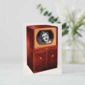 circa 1951 televisietoestel zingend vrouw briefkaart (Staand voorkant)