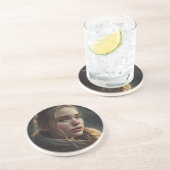 Circle girl zandsteen onderzetter (Zijkant)