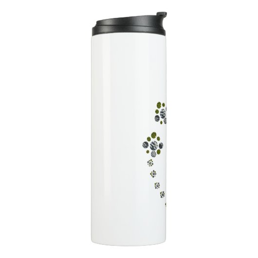 Circles wereldbol vertakkend als een boomtak thermosbeker (Gedraaid links)