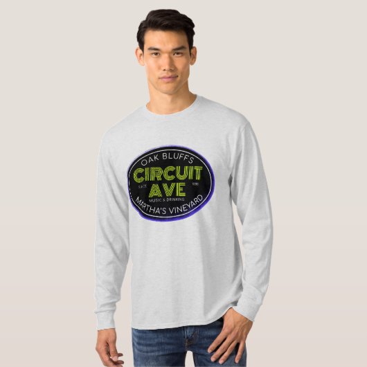 Circuit Ave - Oak Bluffs Long Hoeve T-shirt (Voorkant volledig)