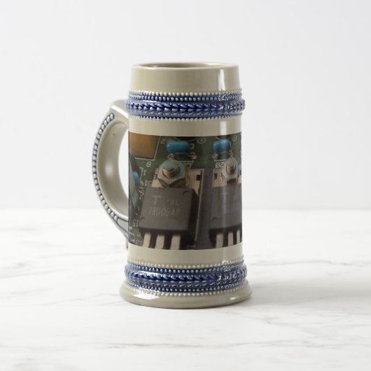 Circuit Grey/Blue 22 oz Stein Bierpul (Voorkant links)