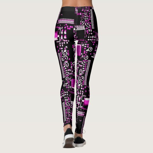 Circuit Roze 2 over leggings (Achterkant)