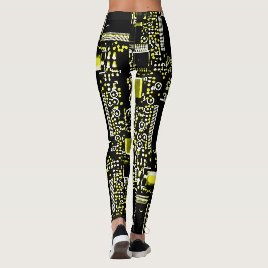 Circuit Yellow 2 over leggings (Achterkant)