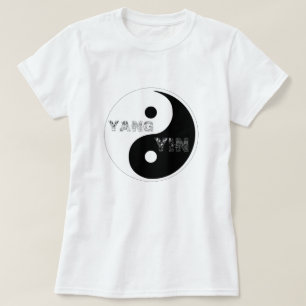 Circulaire Taijitu Yin en Yang symbool op wit T-shirt