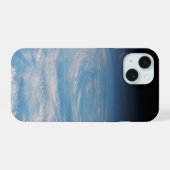 Circulaire wolkenformatie boven de Zuid-Pacific. iPhone 15 Case (Achterkant horizontaal)