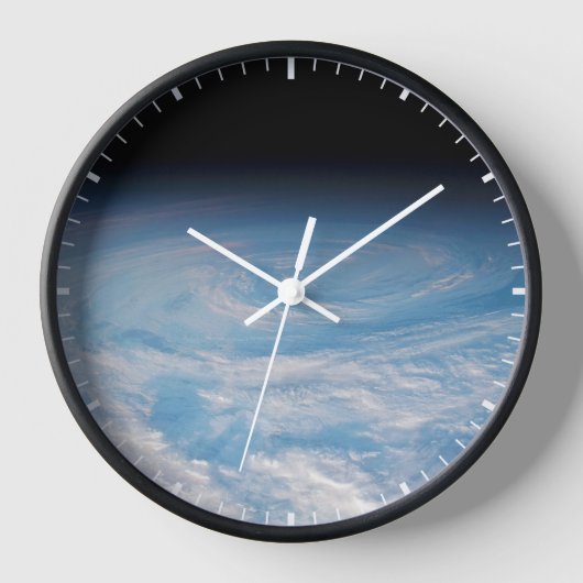 Circulaire wolkvorming boven de Stille Zuidzee. (Voorkant)