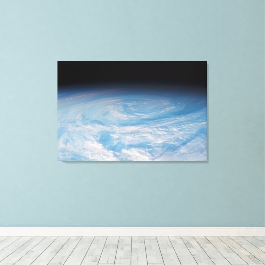Circulaire wolkvorming boven de Stille Zuidzee. Canvas Afdruk (Insitu (Houten vloer))