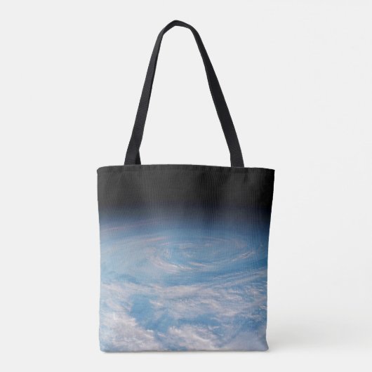 Circulaire wolkvorming boven de Stille Zuidzee. Tote Bag (Achterkant)