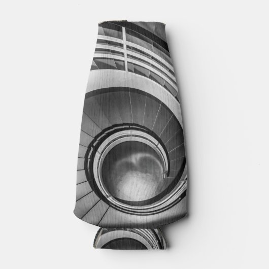 Circular Stairway BW Flesjeskoeler (Voorkant)