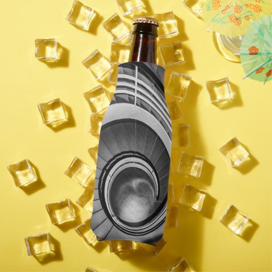 Circular Stairway BW Flesjeskoeler (Insitu Zomer)