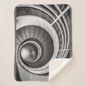 Circular Stairway BW Sherpa Deken (Voorkant)