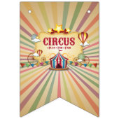 Circus Carnival komt naar de stad. Vlaggetjes (Eerste vlag)