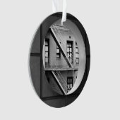 Cirkel met brandopeningen ornament (voorkant)