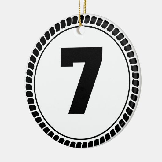 Cirkel nummer zeven keramisch ornament (Links)