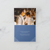 Cirkel van bladeren monogram blauw bruiloft foto's bedankkaart (Binnen)