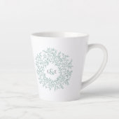 Cirkel van groene bladeren trouwcadeaumonogram latte mok (Rechts)