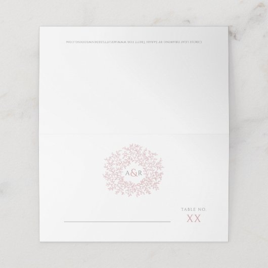 Cirkel van roze bladeren tekenmonogram bruiloft plaatskaartje (Buitenkant ongevouwen)
