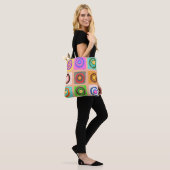 cirkelpatroon tote bag (Op model)