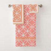 Cirkels bloemblaadjes diamanten millennial pinks p bad handdoek (Insitu)