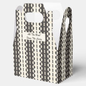 Cirkels op Strepen - Houtskool Crème Gevel Bedankdoosjes (Geopend)