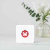 Cirkelvlek monogram - rood vierkante visitekaartje (Staand voorkant)