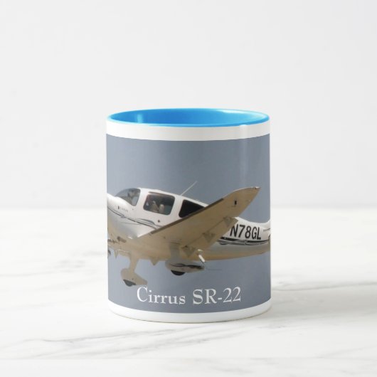 Cirrus SR22 - 2, Cirrus SR-22 Mok (Midden)