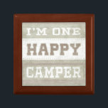 Citaat | Ik ben een Happy Camper Cadeaudoosje<br><div class="desc">Citaat | Ik ben een gelukkige Camper. Artiest: June Erica Vess. Afbeelding-ID: 106120D.</div>