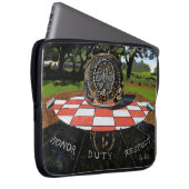 Citadel '25 Ring Standbeeld Laptop Mouw Sleeve (Voorkant Rechts)