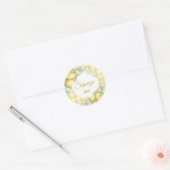 Citroenen geruite knijp me feestgunstigheid ronde sticker (Envelop)