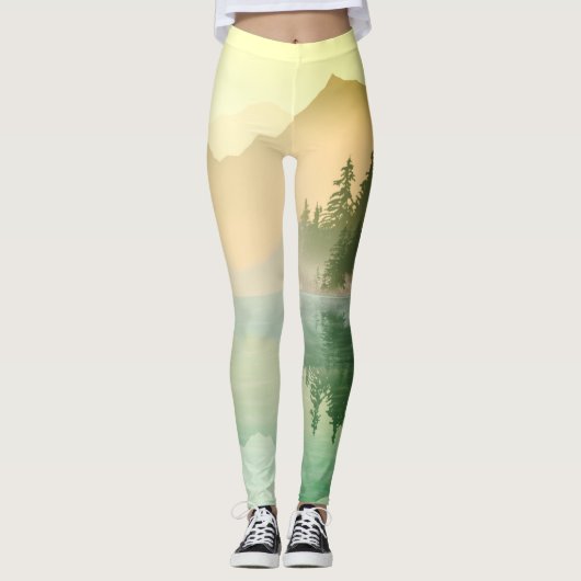 Citrus N Green Mountains Forest Landscape Leggings (Voorkant)