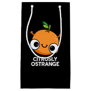 Citrusly Oodd Funny Strange Oranje Pun Dark BG Klein Cadeauzakje