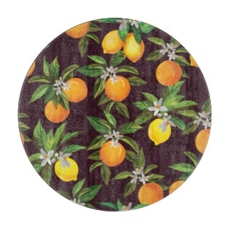 Citruspatroon, citroenen Sinaasappels. Snijplank