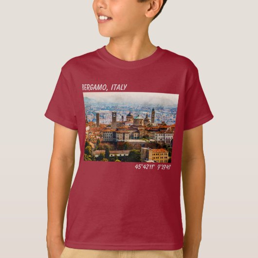 Citta Alta in Bergamo, Italië T-shirt (Voorkant)