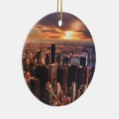  City skyline image on ceramic ornament (Rechts)