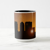 Cityscape bij zonsopgang mok (Midden)