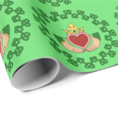 Claddagh en Green Knotwork Cadeaupapier (Rol Hoek)