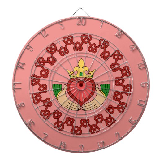Claddagh en Red Knotwork op roze Dartbord (Voorkant)