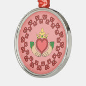 Claddagh en Red Knotwork op roze Metalen Ornament (Links)
