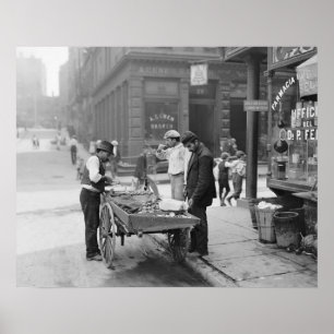 Clam Seller in Little Italy, 1906.  foto Poster