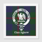 Clan Agnew Crest Badge en Tartan (Voorkant)