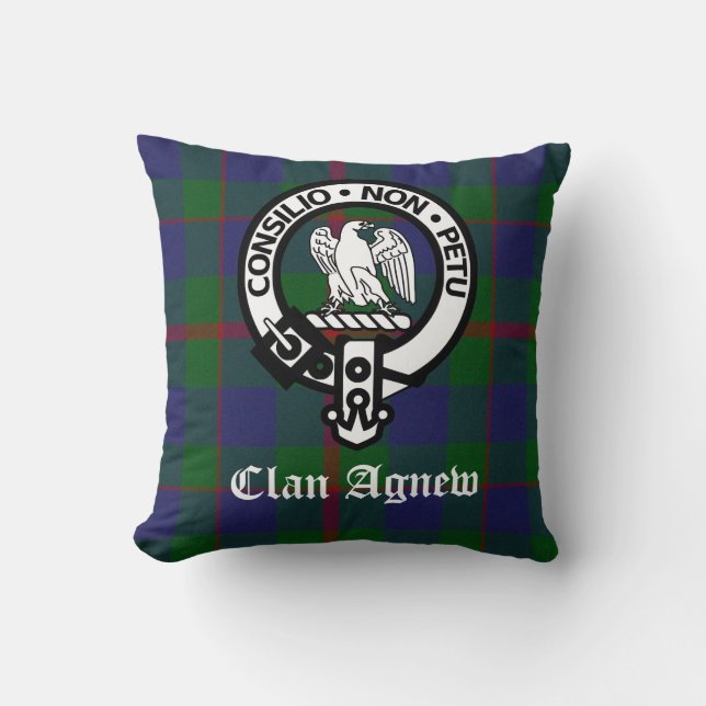Clan Agnew Crest Badge en Tartan Kussen (Voorkant)